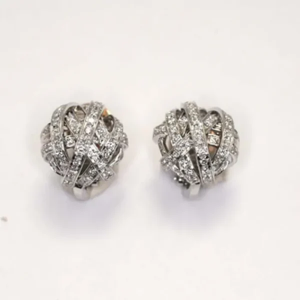 damiani Orecchini Chignon in oro bianco e diamanti Outlet